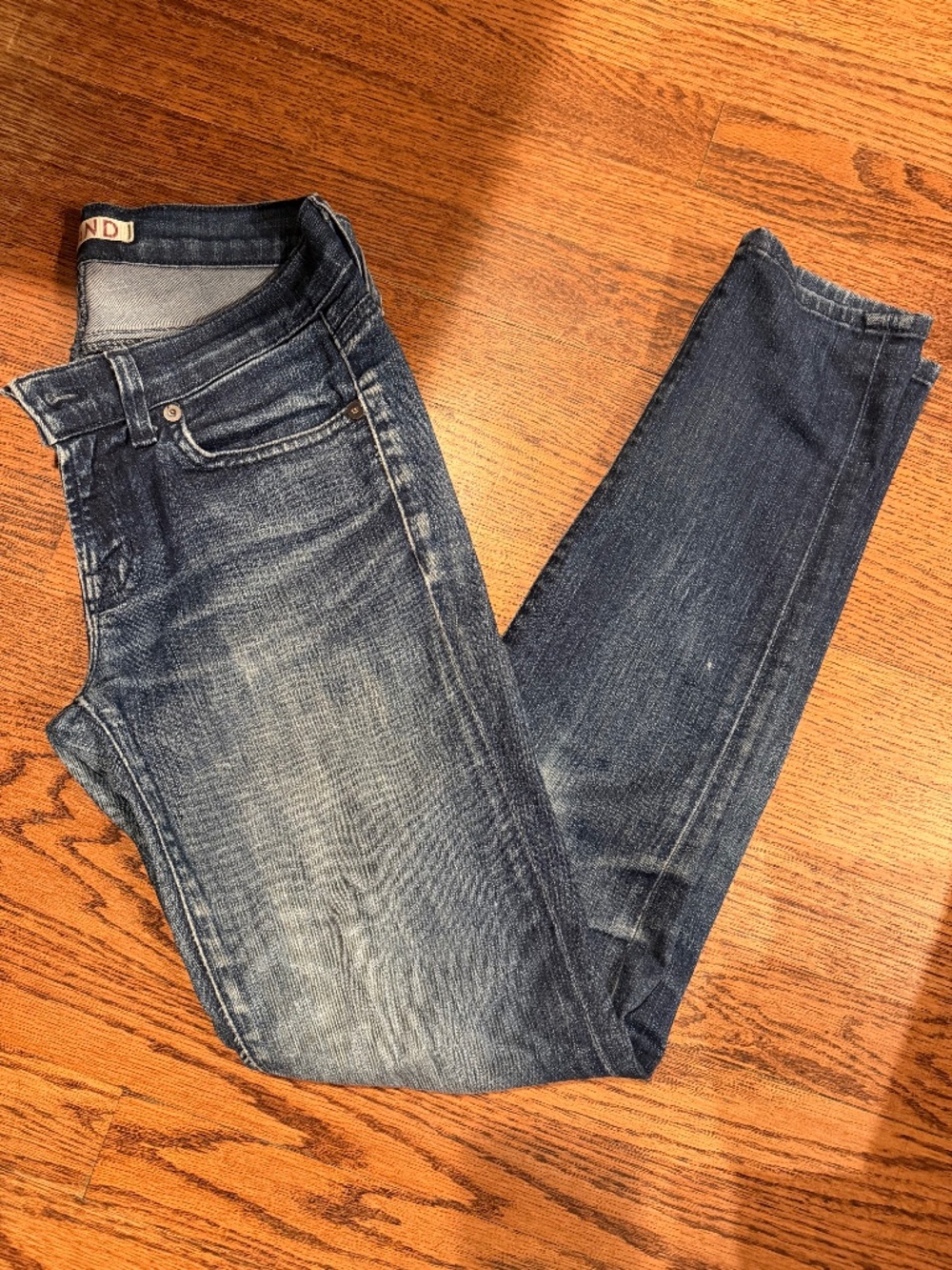 J Brand Skinny Jeans size 25